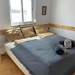 Algarve Surf House * Raposeira (Faro)