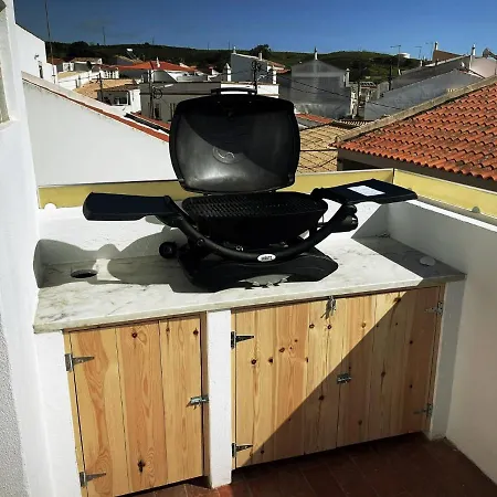 Δωμάτια σε οικογενειακή κατοικία Algarve Surf House Raposeira (Faro)