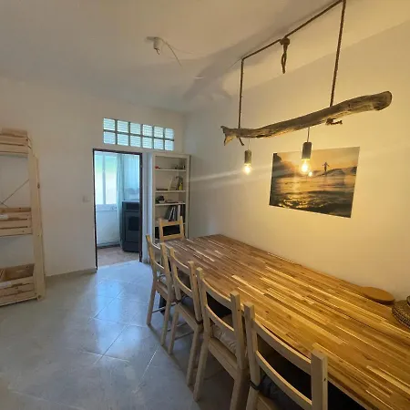 Algarve Surf House *